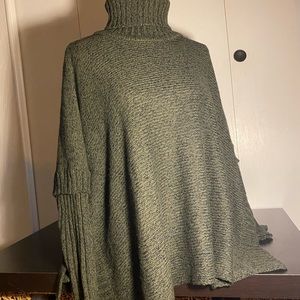 Francesca’s sweater top